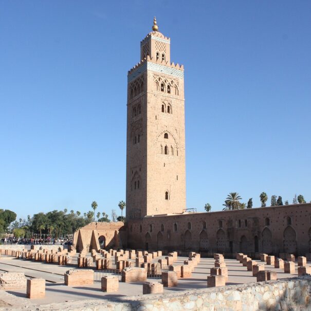 Excursión de 2 días de Fez a Marrakech